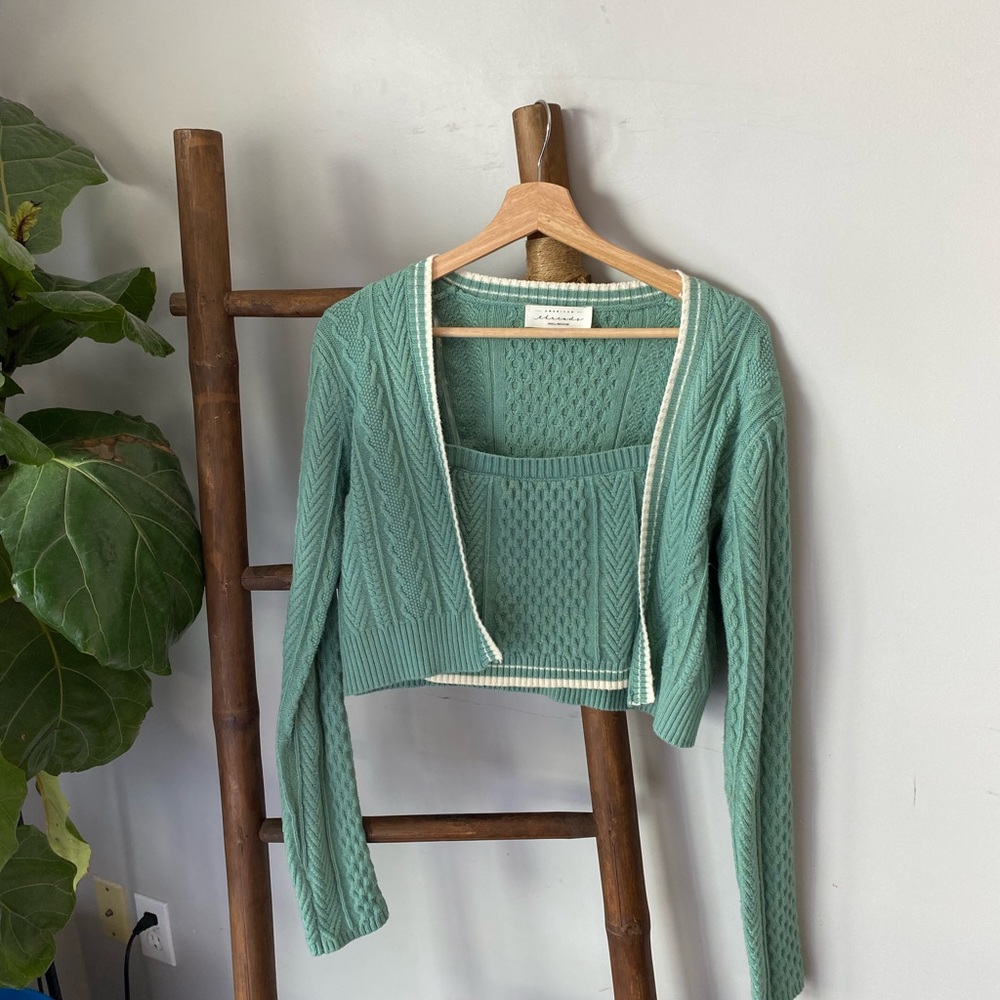 Cropped cardigan and bralette set
